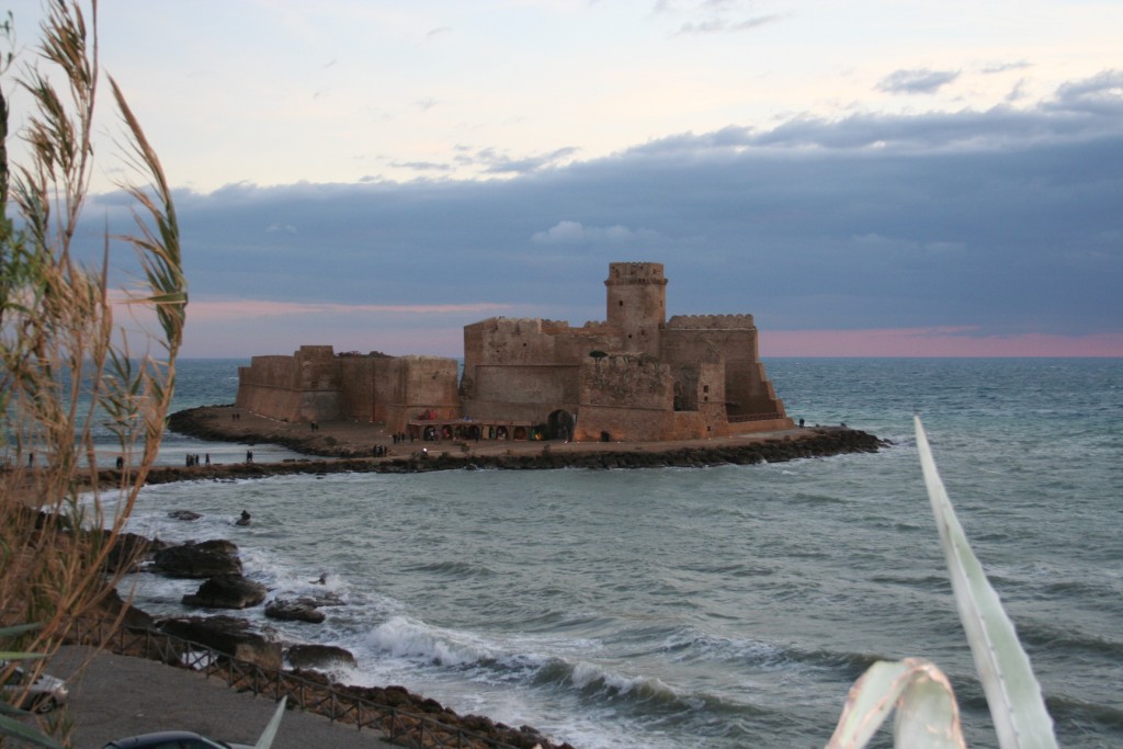 Isola Capo Rizzuto (Crotone)